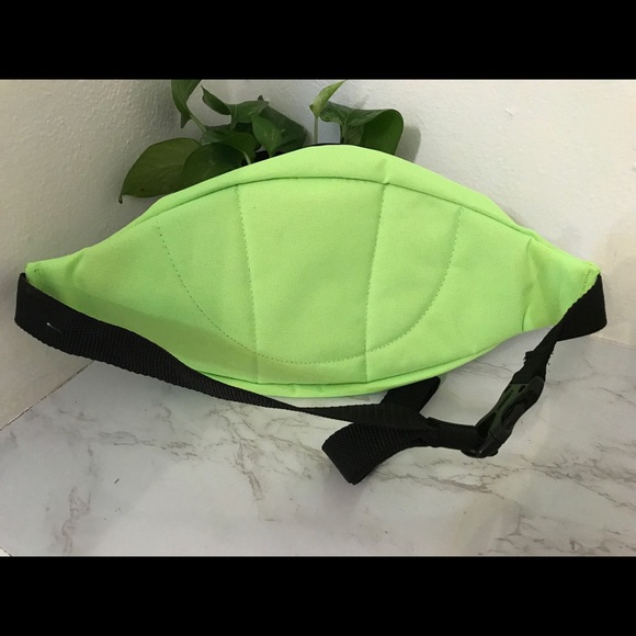 Adidas Fanny Pack  Neon green Nwt - Picture 2 of 4